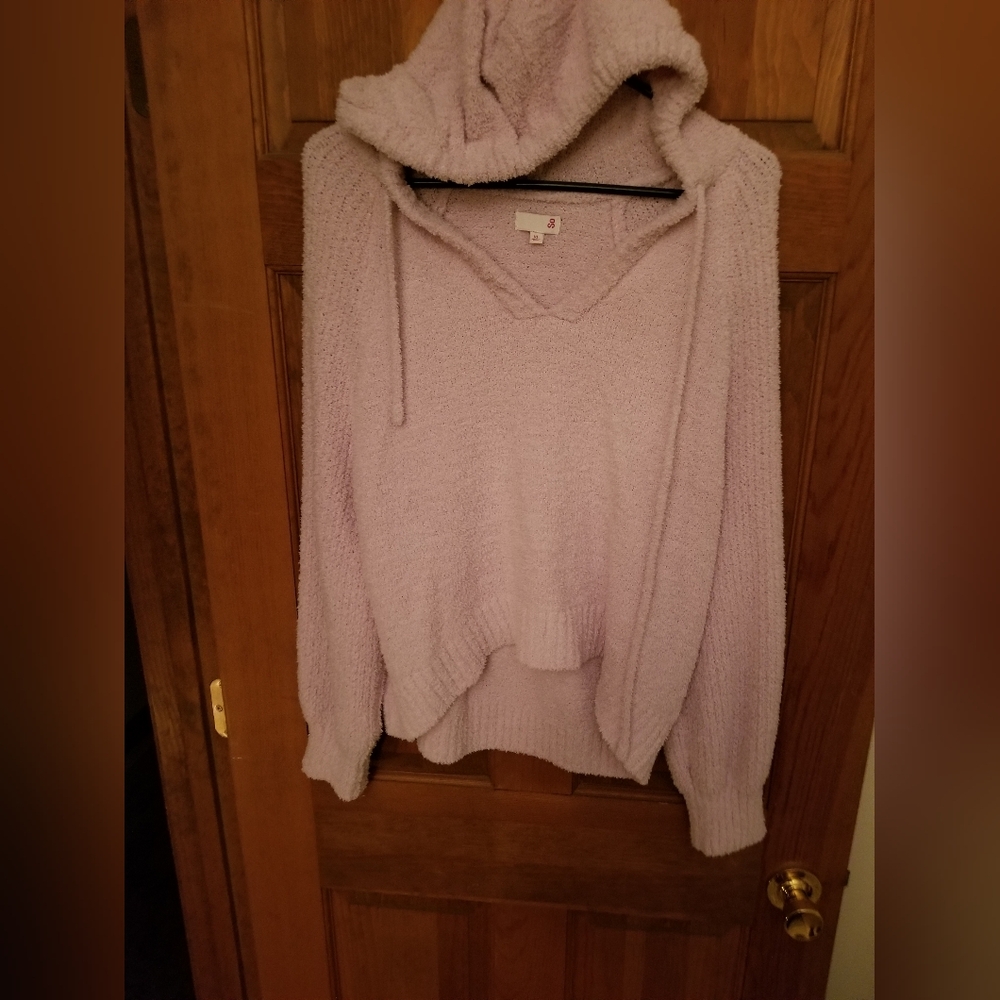 Women's Lavender Hooded Sweater